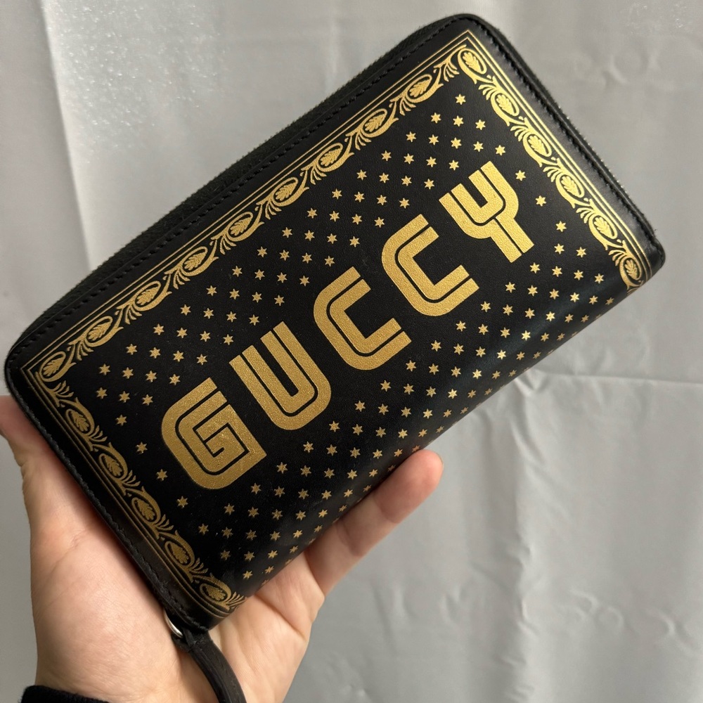 Gucci wallet